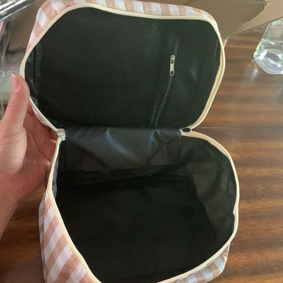 NIP waterproof travel make up bag silver zippers - Picture 8 of 13